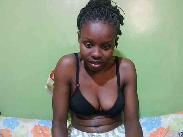 pretty-valerie