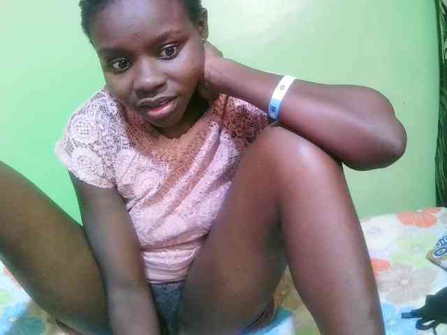 pretty-valerie webcam