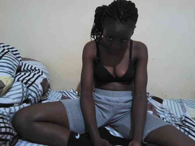 pretty-valerie webcam