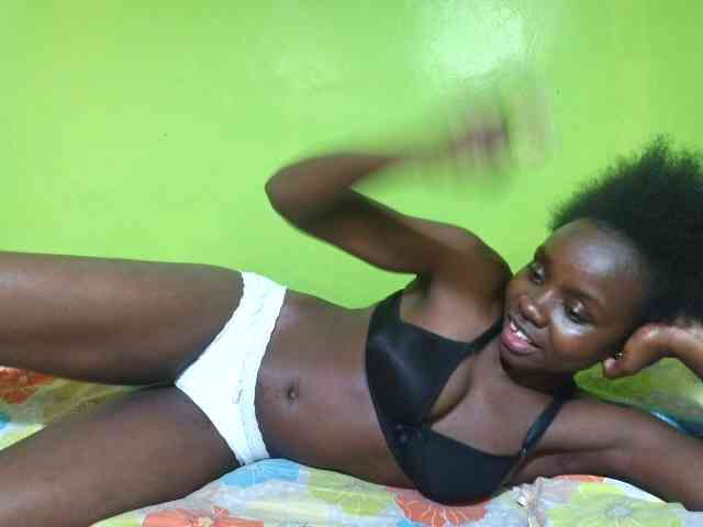 pretty-valerie webcam