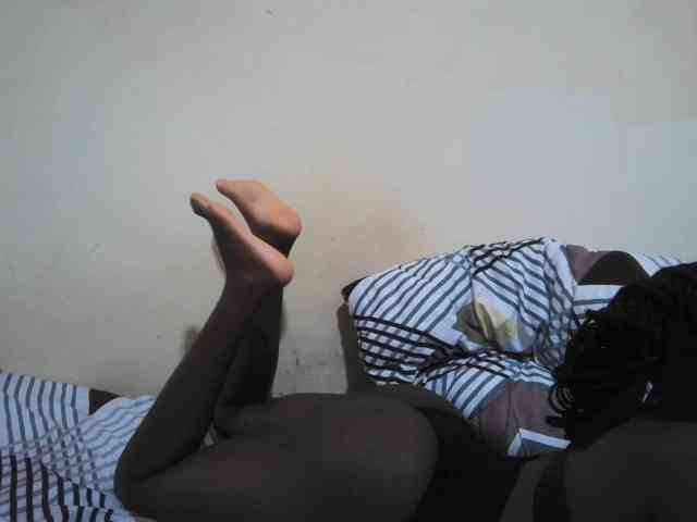 Model: pretty-valerie