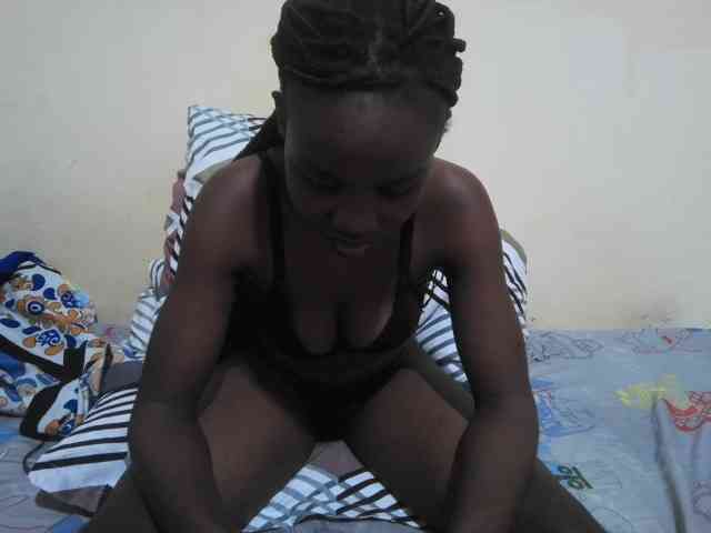 pretty-valerie