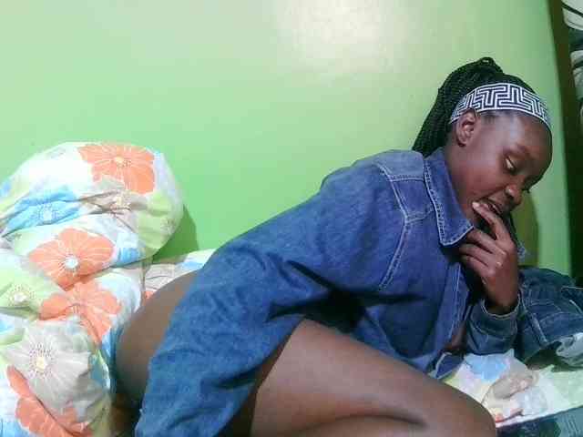 pretty-valerie webcam
