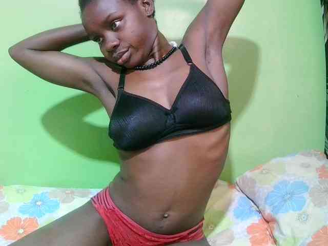 pretty-valerie webcam