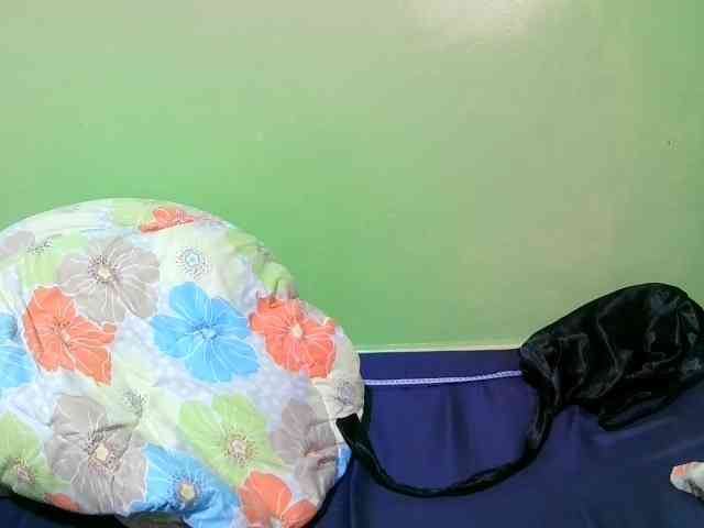 pretty-valerie webcam