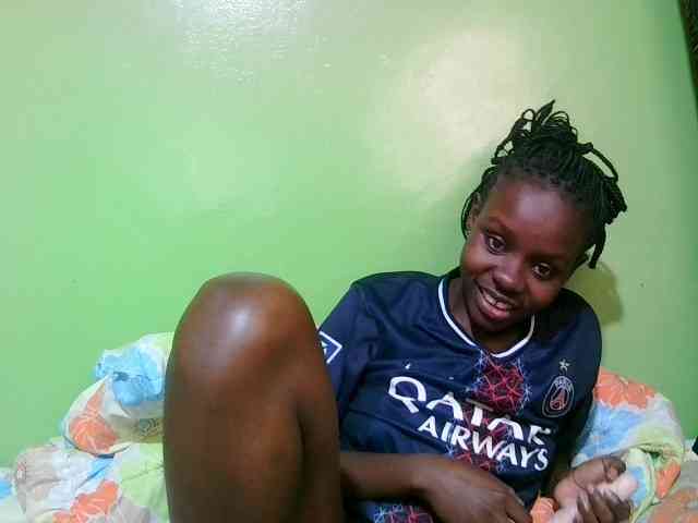 pretty-valerie