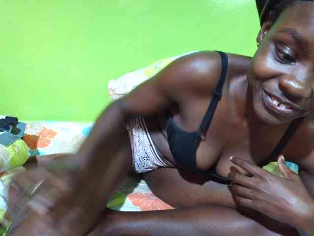 pretty-valerie webcam