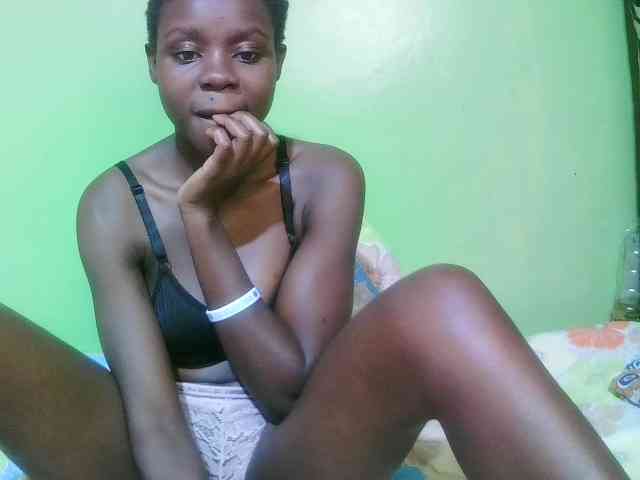pretty-valerie webcam