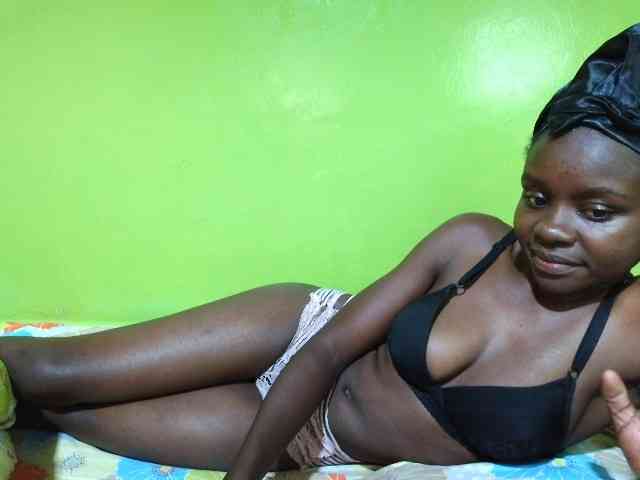 pretty-valerie webcam