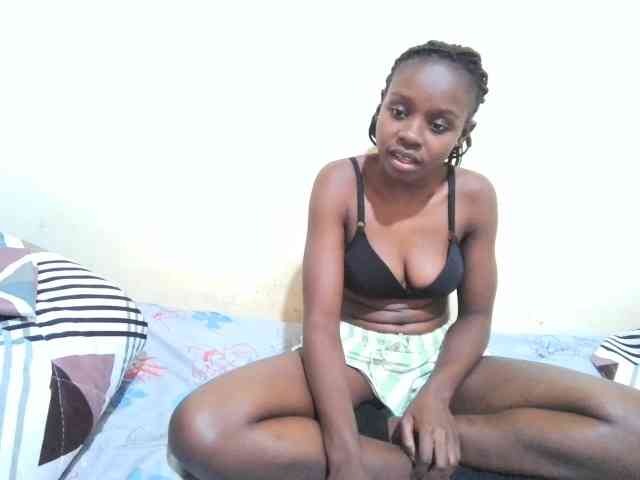 pretty-valerie