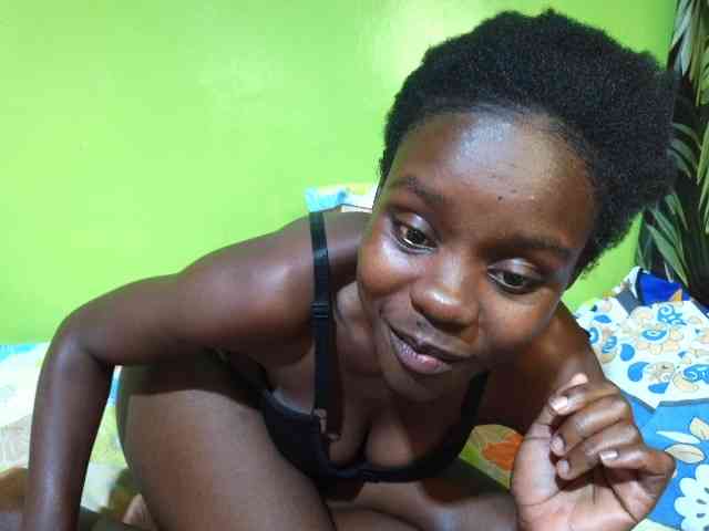pretty-valerie webcam