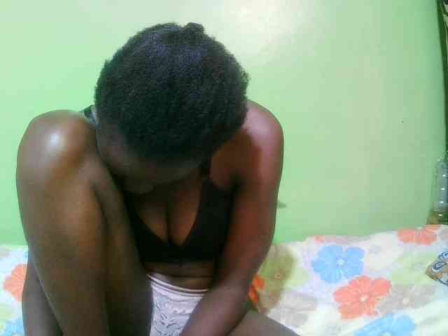 pretty-valerie webcam