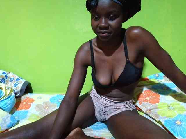 pretty-valerie webcam