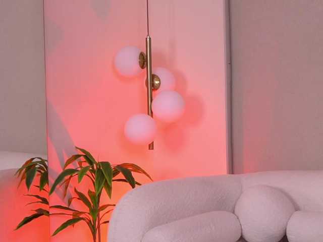 MonicaDore live cam on BongaCams