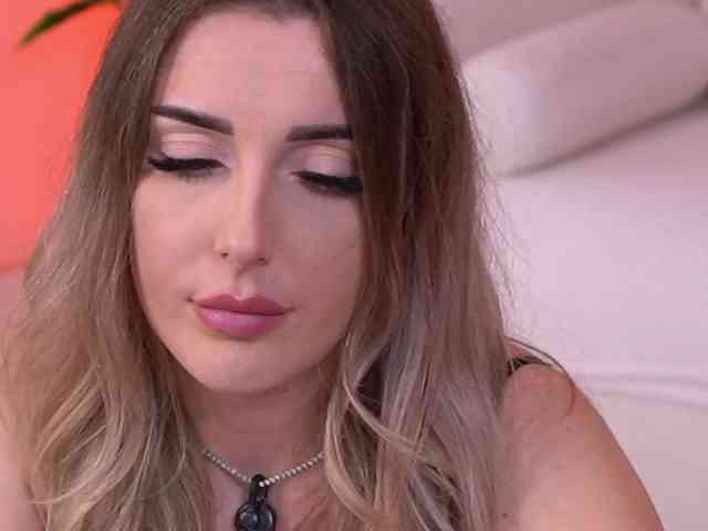 Modella: MonicaDore