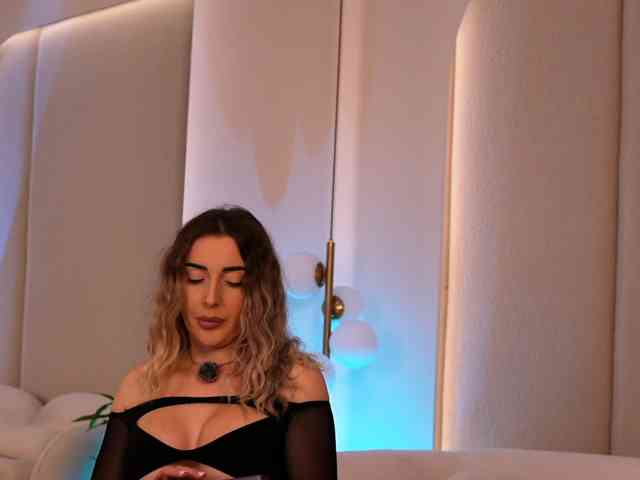 MonicaDore