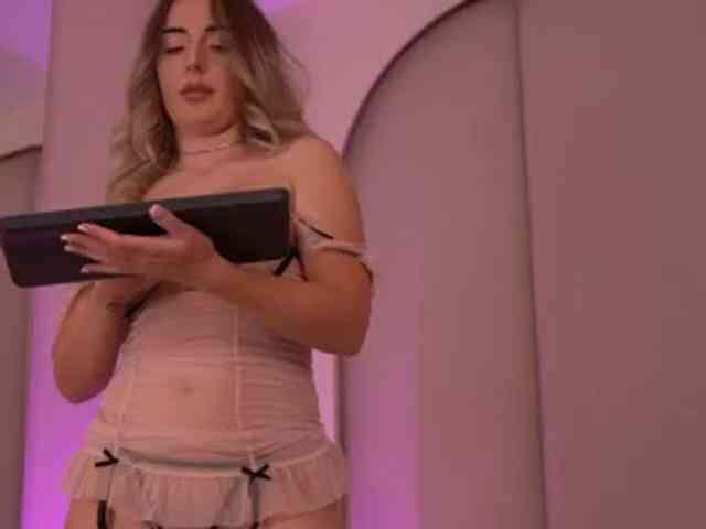 MonicaDore