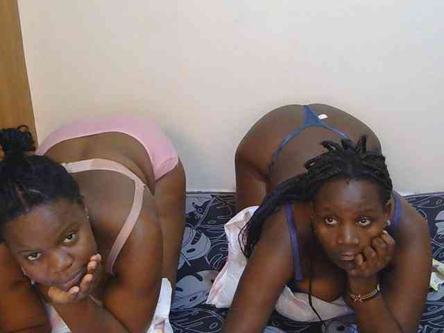 Desireeee-1 webcam