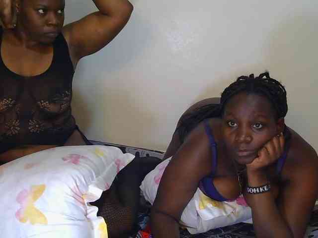 Desireeee-1 webcam