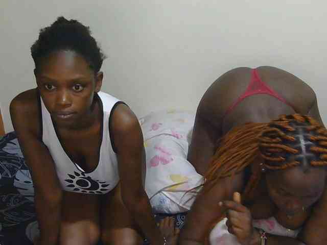 Desireeee-1 webcam