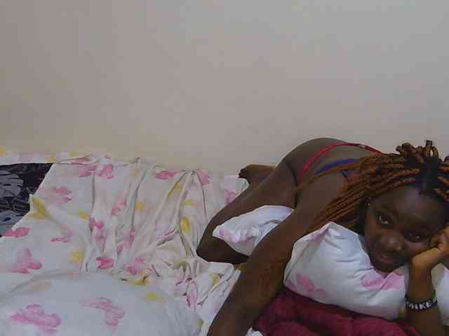 Desireeee-1 webcam