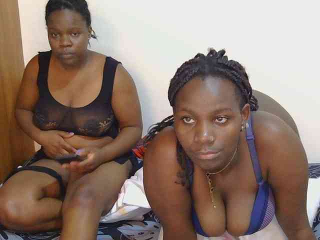 Desireeee-1 webcam