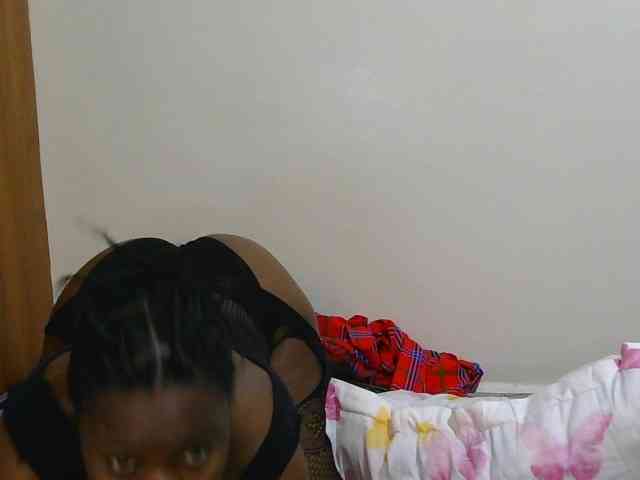 Desireeee-1 webcam