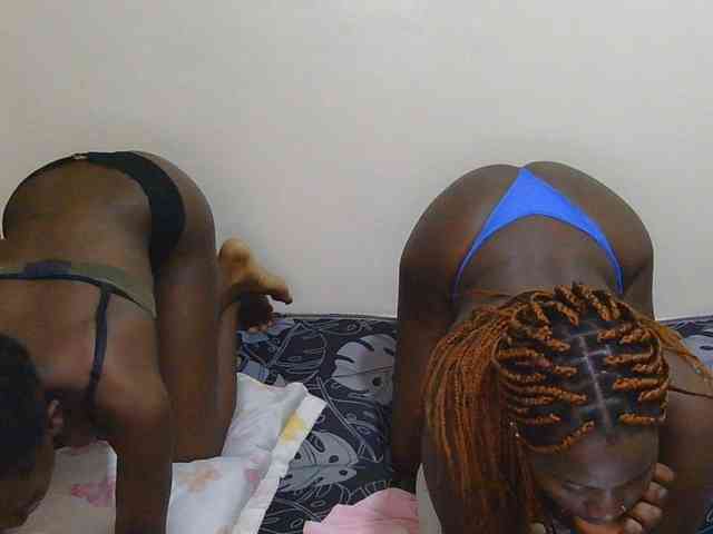 Desireeee-1 webcam