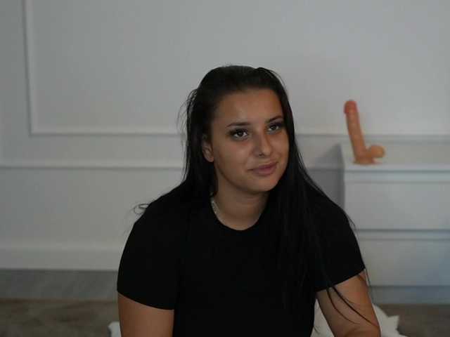 LuciannaBell live cam preview
