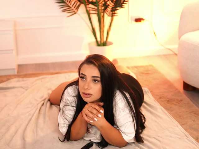 LuciannaBell live cam on BongaCams