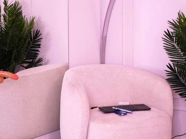 LuciannaBell live cam on BongaCams