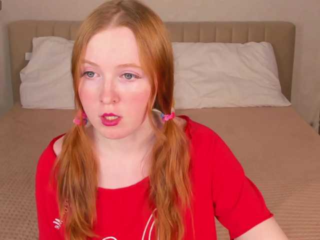 arikittyy live cam on BongaCams