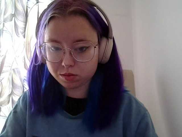 MaddieOrgasm live cam on BongaCams