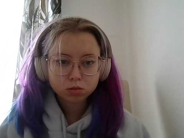 MaddieOrgasm live cam on BongaCams