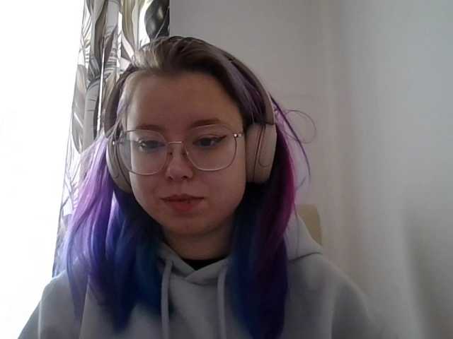 MaddieOrgasm live cam on BongaCams