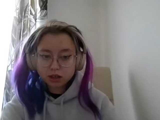 MaddieOrgasm live cam on BongaCams