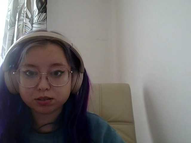 MaddieOrgasm live cam on BongaCams