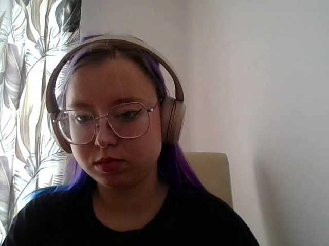 MaddieOrgasm live cam on BongaCams