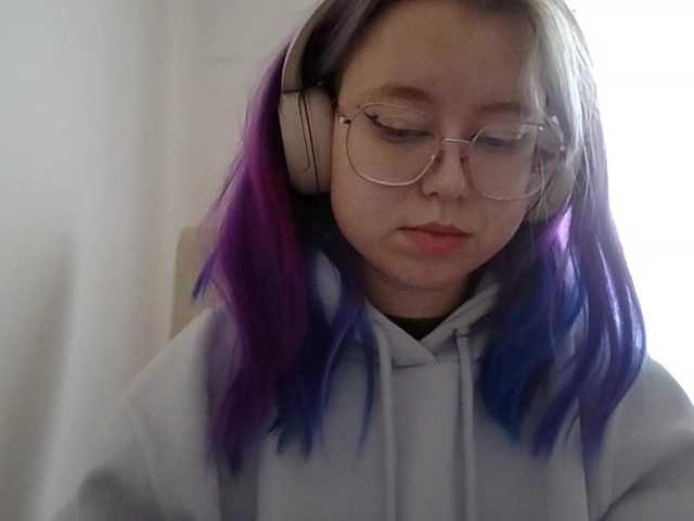 MaddieOrgasm live cam on BongaCams