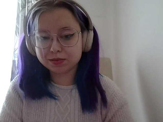 MaddieOrgasm live cam on BongaCams