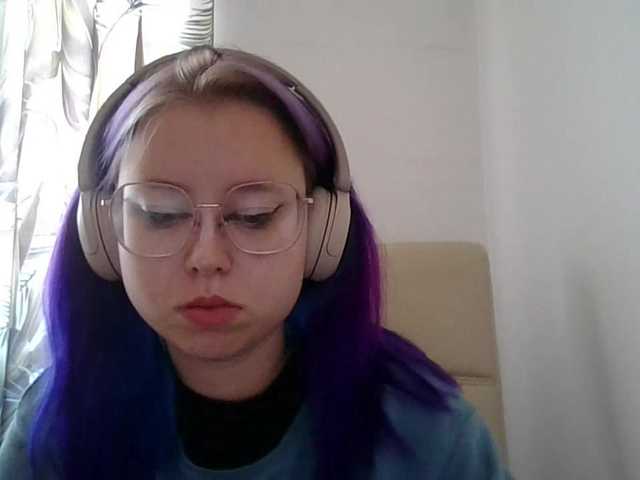 MaddieOrgasm live cam on BongaCams