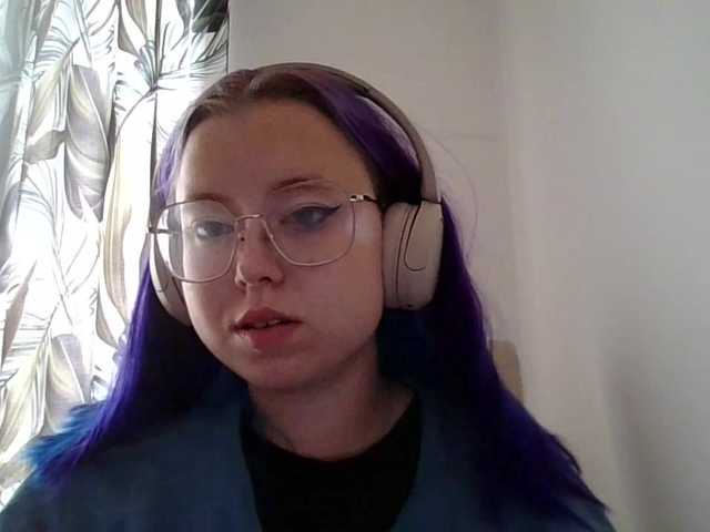 MaddieOrgasm live cam on BongaCams