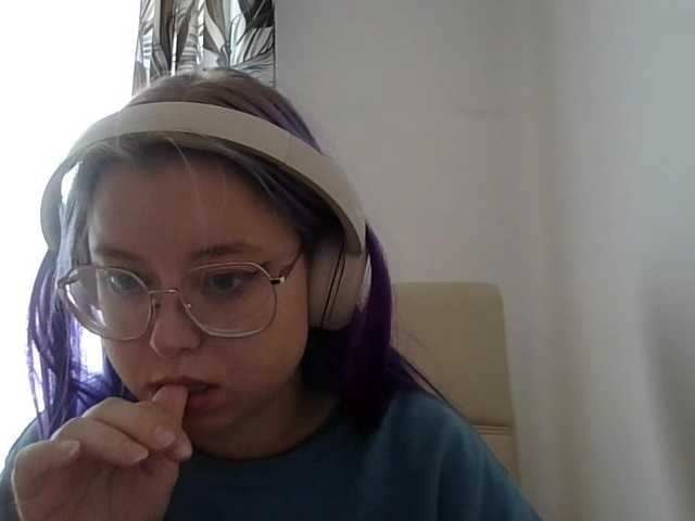 MaddieOrgasm live cam on BongaCams