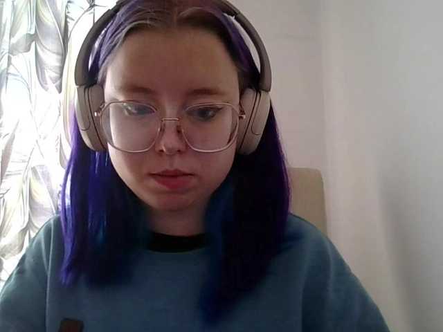 MaddieOrgasm live cam on BongaCams