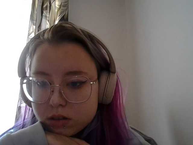 MaddieOrgasm live cam on BongaCams