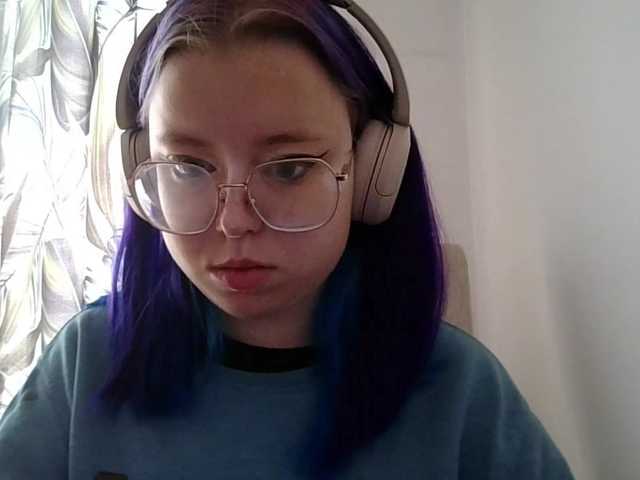 MaddieOrgasm live cam on BongaCams