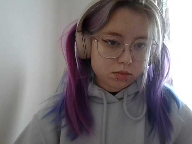 MaddieOrgasm live cam on BongaCams