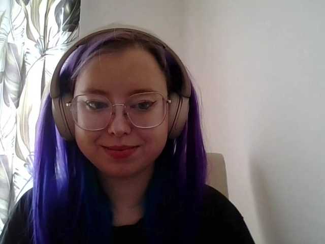MaddieOrgasm live cam on BongaCams