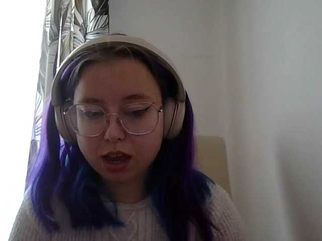 MaddieOrgasm live cam on BongaCams