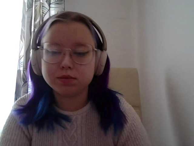 MaddieOrgasm live cam on BongaCams